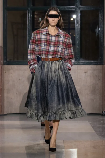 Look 53